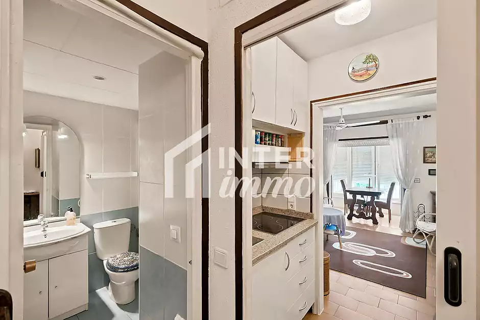 POBLAT TÍPIC Acollidor apartament al bell mig d’Empuriabrava i a només 400 m de la platja - foto 16 de 21