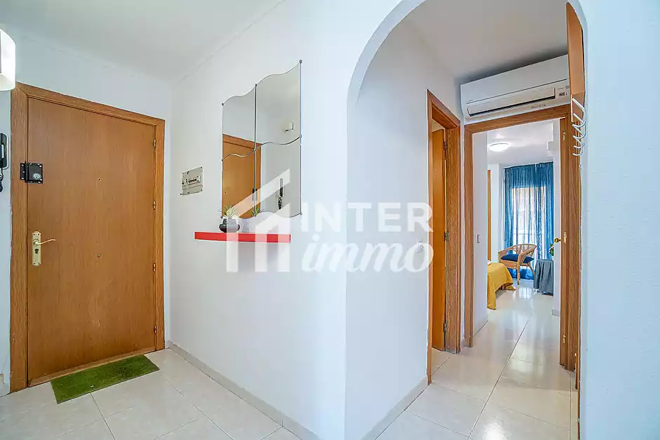 GRAN RESERVA Encantador apartament a nom&eacute;s 50 metres de la platja, amb piscines i jardins comunitari - foto 16 de 35