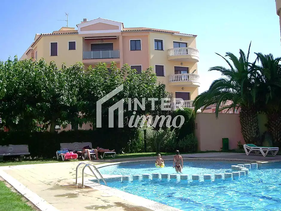 GRAN RESERVA Encantador apartament a nom&eacute;s 50 metres de la platja, amb piscines i jardins comunitari - foto 27 de 35