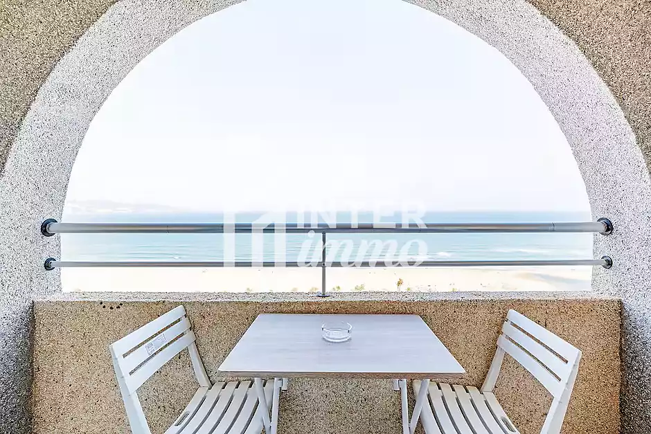 Estudio en planta 17 con terraza y espectaculares vistas al mar &ndash; Empuriabrava, Costa Brava - foto 1 de 16