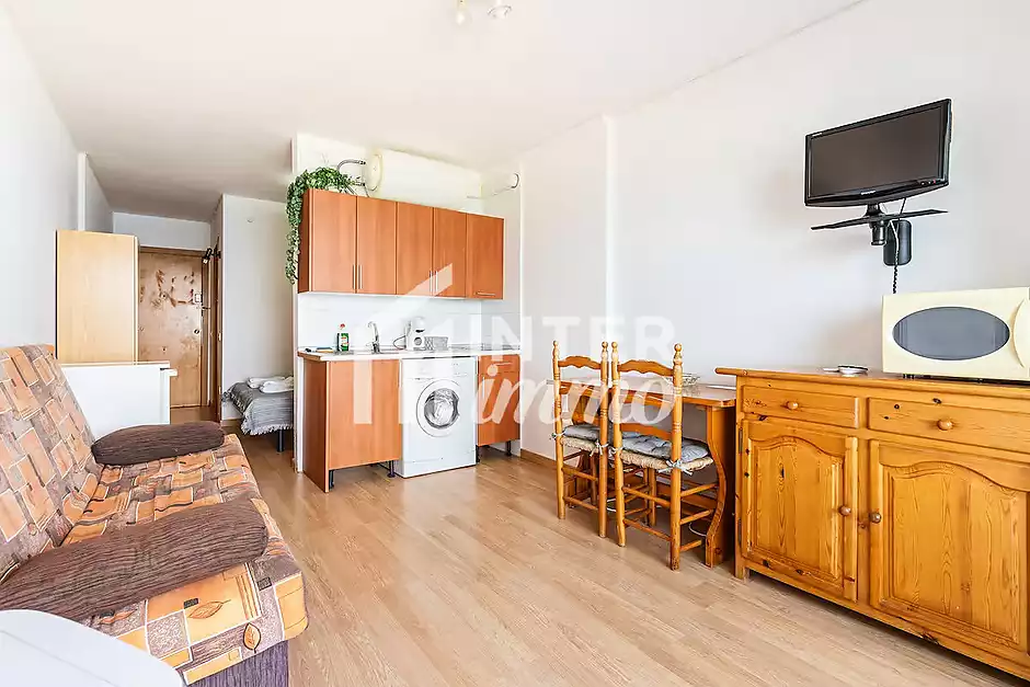 Estudio en planta 17 con terraza y espectaculares vistas al mar &ndash; Empuriabrava, Costa Brava - foto 9 de 16