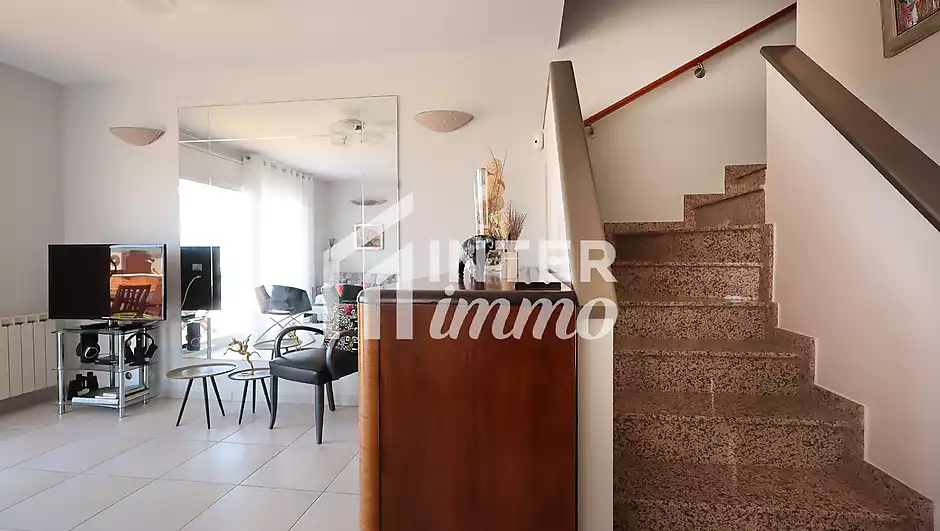 &Agrave; seulement 300 m&egrave;tres de la mer: maison charmante &agrave; La Farella - photo 8 sur 33