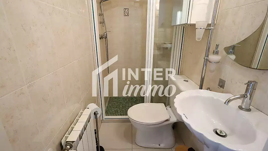 &Agrave; seulement 300 m&egrave;tres de la mer: maison charmante &agrave; La Farella - photo 31 sur 33