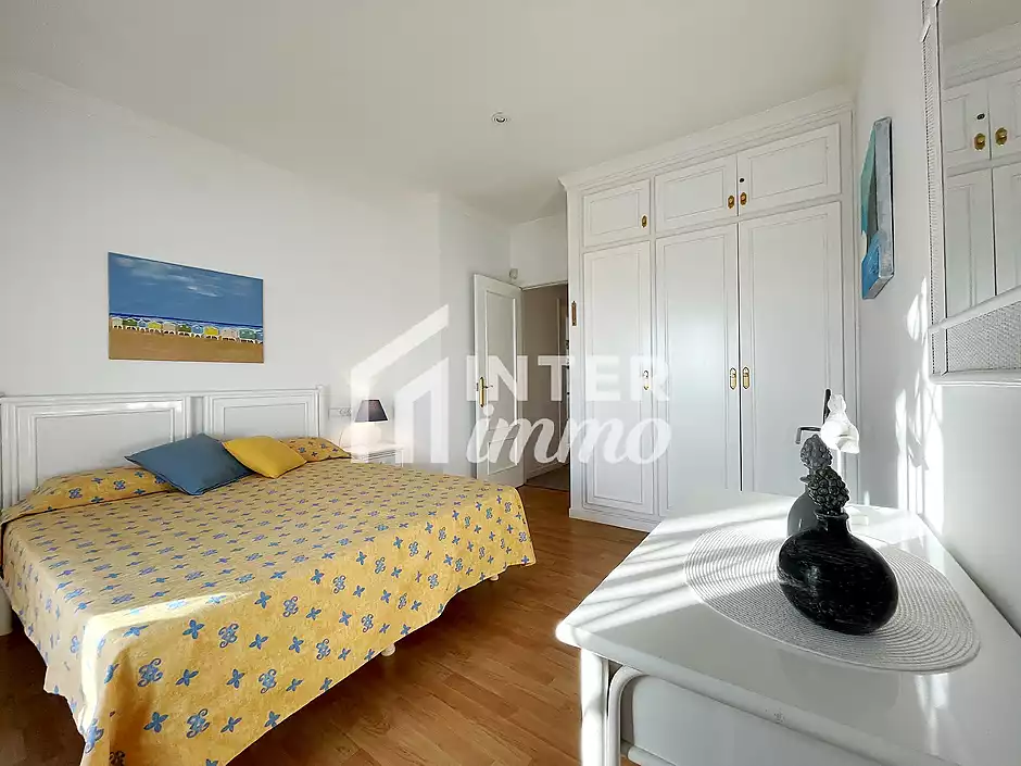 VILA PANOR&Agrave;MICA AMB VISTES AL MAR, PISCINA PRIVADA I GRAN JARD&Iacute; A MAS FUMATS - foto 11 de 36