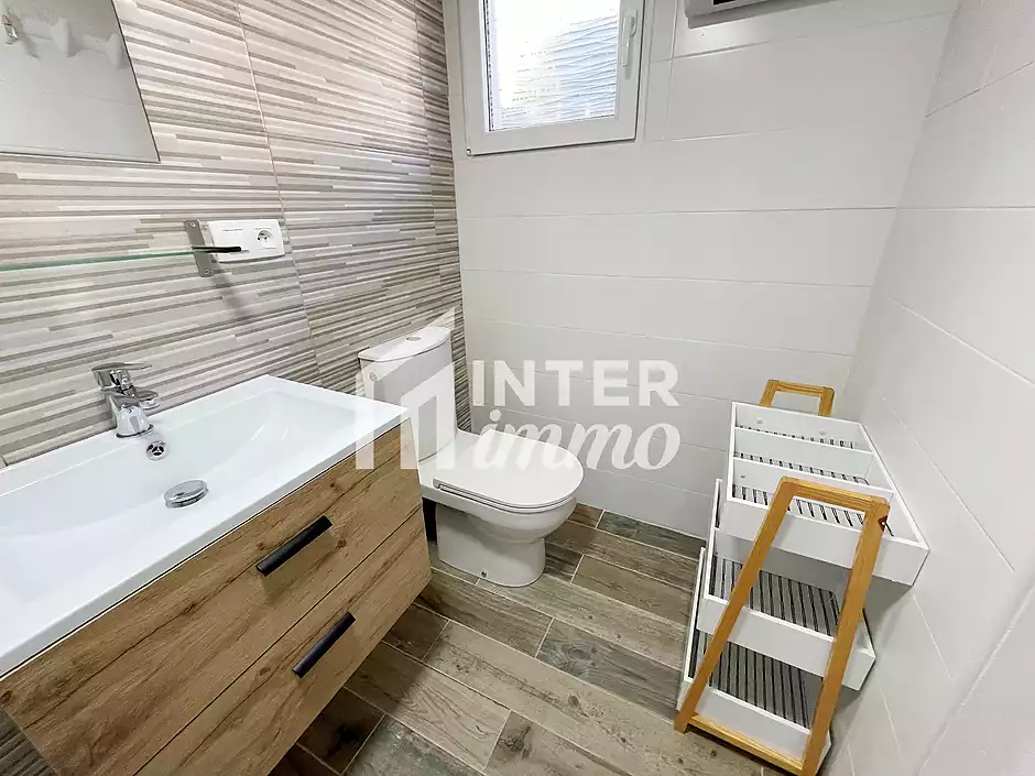 VILA PANOR&Agrave;MICA AMB VISTES AL MAR, PISCINA PRIVADA I GRAN JARD&Iacute; A MAS FUMATS - foto 35 de 36