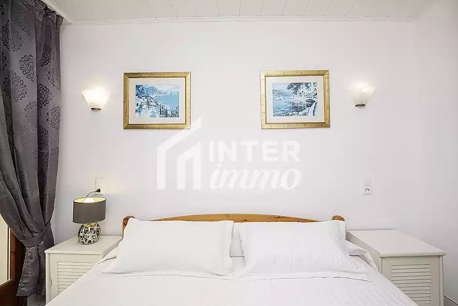 Bel appartement de vacances r&eacute;nov&eacute; &agrave; vendre au milieu d'Empuriabrava avec une superbe vue sur le can - photo 7 sur 34