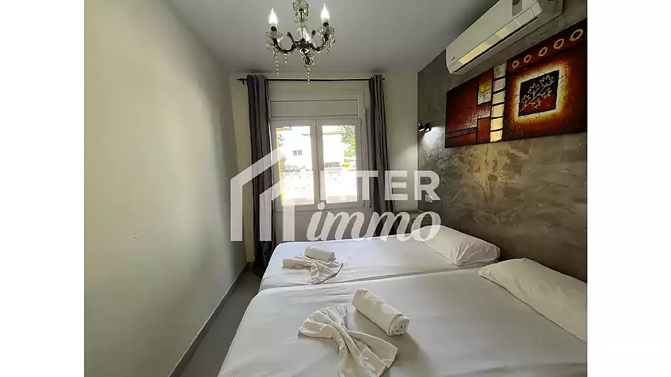 Villa con piscina, zona residencial, 4 dormitorios, 4 ba&ntilde;os - foto 9 de 24