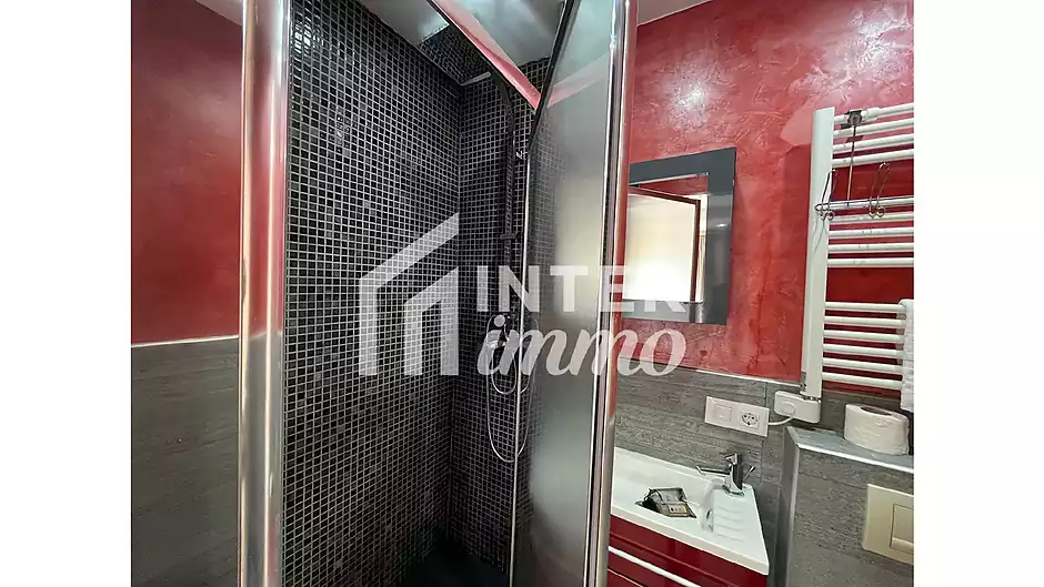 Villa con piscina, zona residencial, 4 dormitorios, 4 ba&ntilde;os - foto 17 de 24