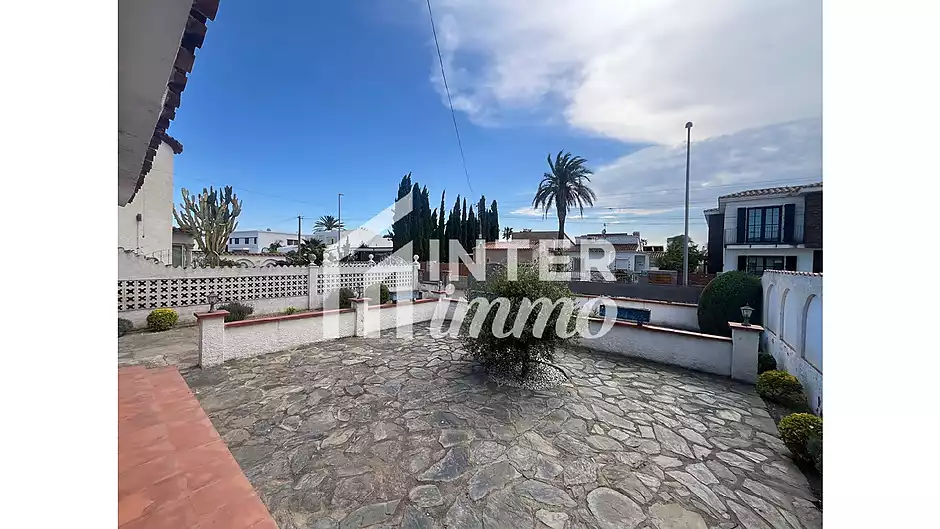 Casa de planta baixa per reformar a Peni, amb garatge, possibilitat de piscina i orientació sud-oest - foto 6 de 14