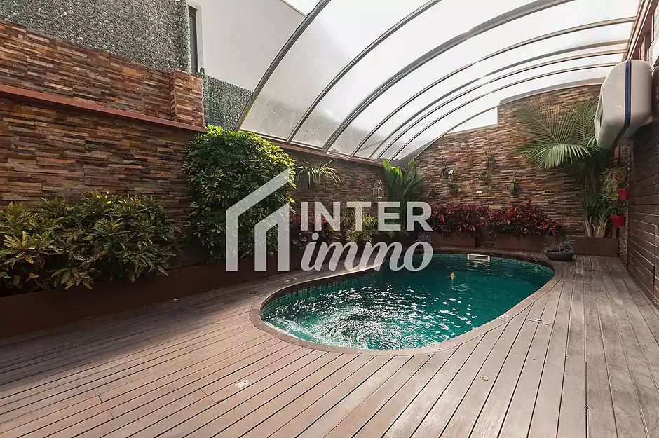 Fantástica casa moderna con piscina, cocina exterior y a pocos pasos de la playa. - foto 9 de 55