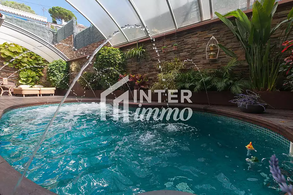 Fantástica casa moderna con piscina, cocina exterior y a pocos pasos de la playa. - foto 16 de 55