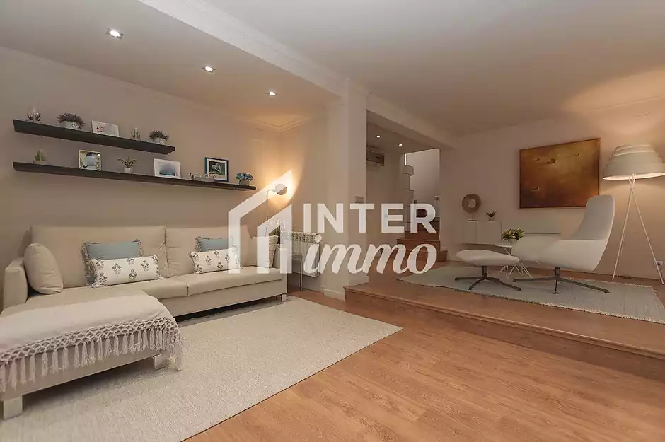 Fantástica casa moderna con piscina, cocina exterior y a pocos pasos de la playa. - foto 31 de 55