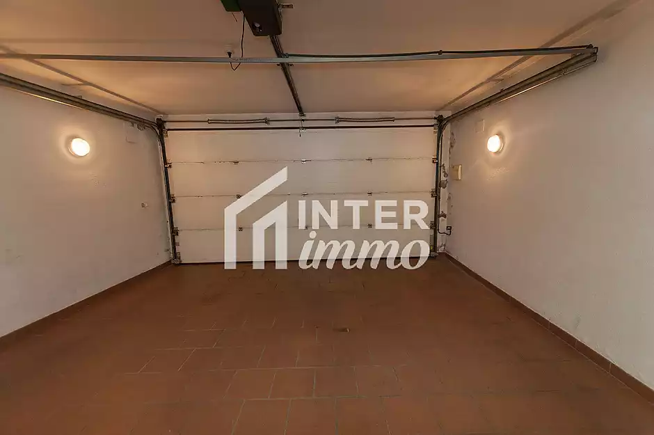 Fantástica casa moderna con piscina, cocina exterior y a pocos pasos de la playa. - foto 42 de 55