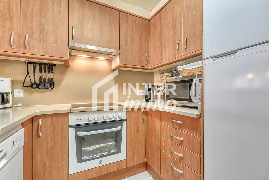 Appartement &agrave; Salatar avec vue partielle sur la mer, grande terrasse et parking priv&eacute;. - photo 6 sur 44