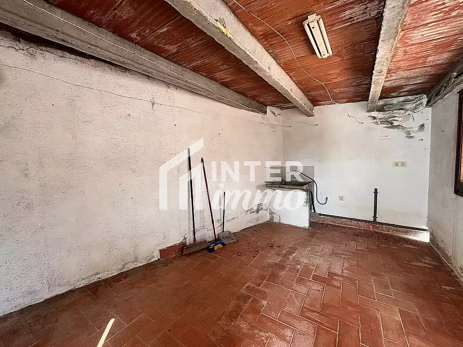 Maison avec une vue imprenable au centre de Torroella de Montgr&iacute;. - photo 4 sur 11