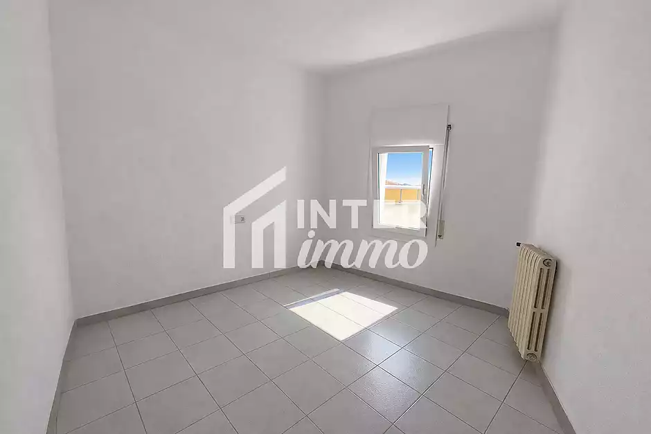 Maison avec une vue imprenable au centre de Torroella de Montgr&iacute;. - photo 9 sur 11