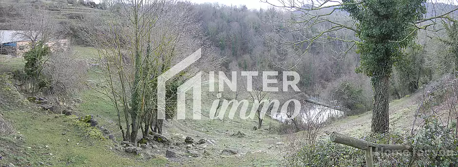 Magnifique domaine d'&eacute;levage et forestier &agrave; Vidr&agrave;, &agrave; 3,5 km du village, accessible par une route gou - photo 22 sur 24
