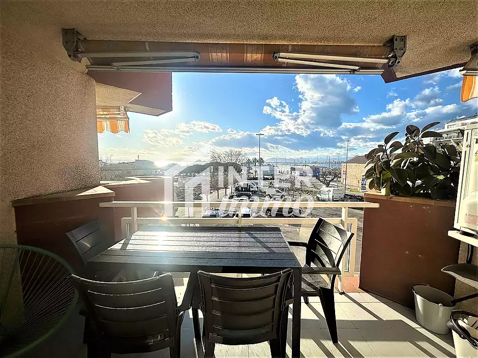 APPARTEMENT R&Eacute;NOV&Eacute; AVEC VUE MER & LICENCE TOURISTIQUE - photo 1 sur 24