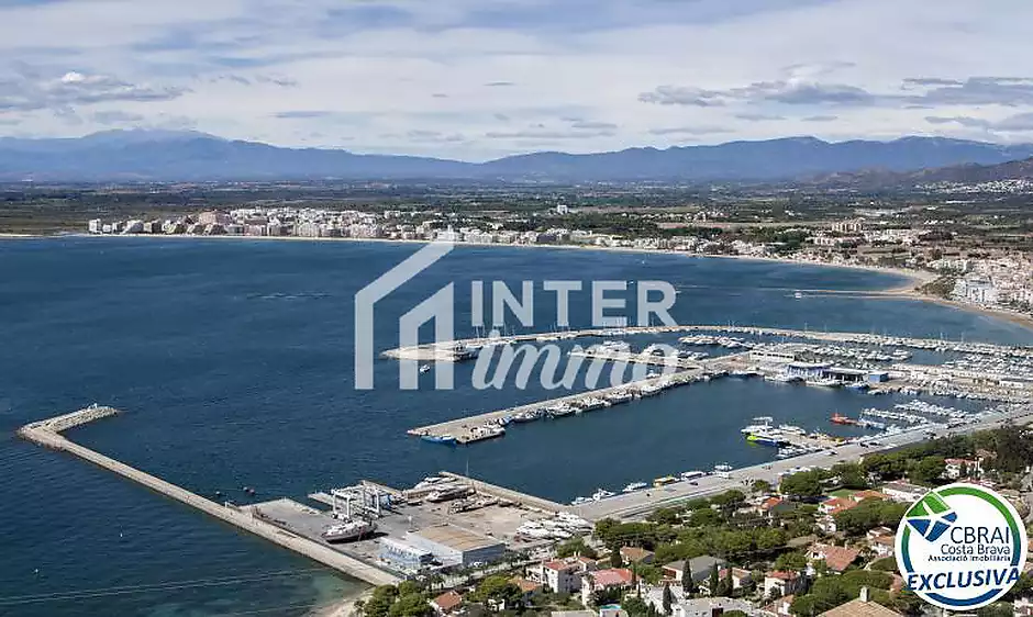 APPARTEMENT R&Eacute;NOV&Eacute; AVEC VUE MER & LICENCE TOURISTIQUE - photo 19 sur 24