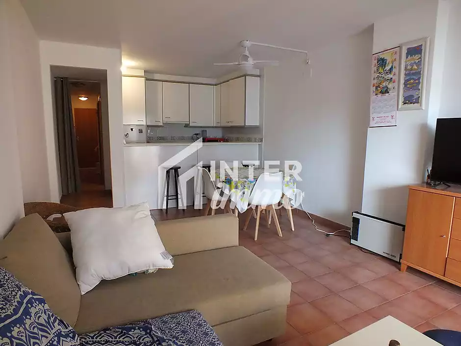 Apartamento soleado con terraza y plaza de aparcamiento en Santa Margarita. - foto 10 de 14