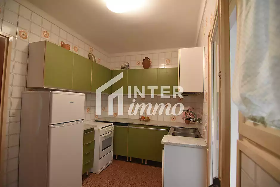 Apartament de 92 m2 i 8 m2 de terrassa, situat al centre de Roses. - foto 9 de 25