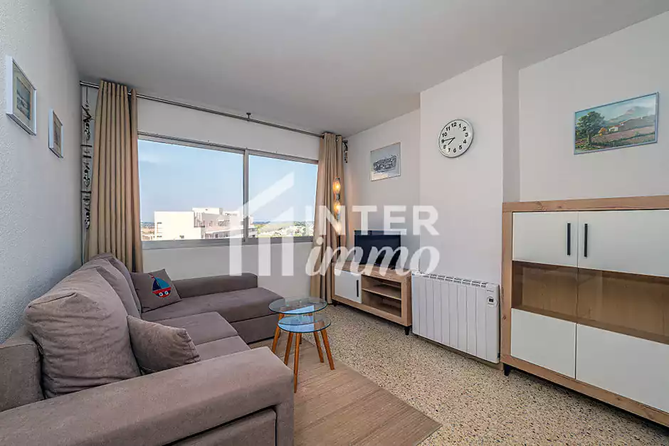 Apartament idealment situat a primera l&iacute;nia de mar a Empuriabrava - foto 3 de 13
