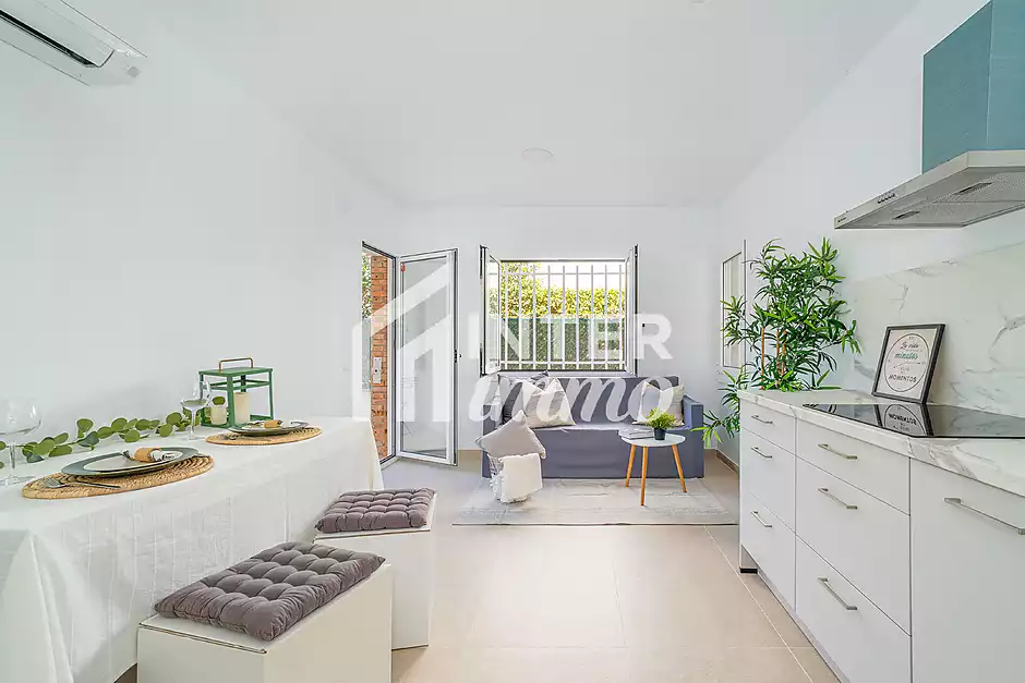 Apartament renovat a Roses, a nom&eacute;s 30 metres de la platja - foto 7 de 26