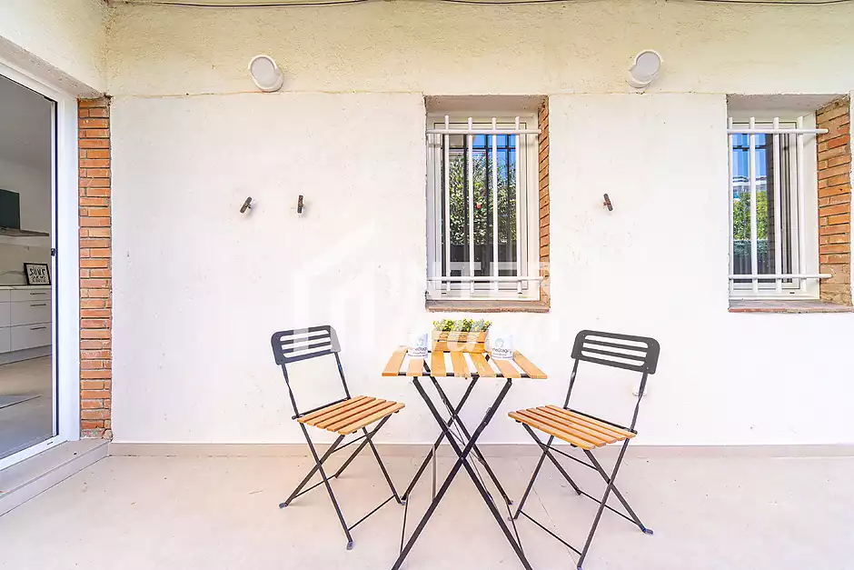 Apartament renovat a Roses, a nom&eacute;s 30 metres de la platja - foto 11 de 26