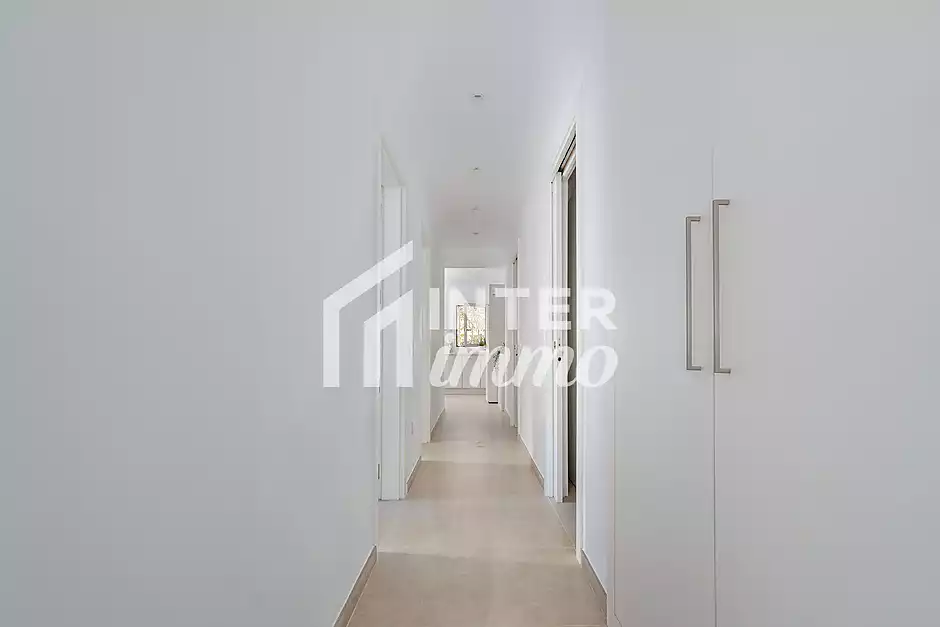 Apartament renovat a Roses, a nom&eacute;s 30 metres de la platja - foto 12 de 26