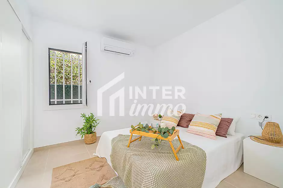 Apartament renovat a Roses, a nom&eacute;s 30 metres de la platja - foto 17 de 26