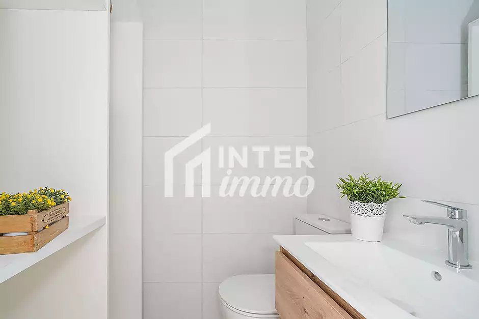 Apartament renovat a Roses, a nom&eacute;s 30 metres de la platja - foto 21 de 26