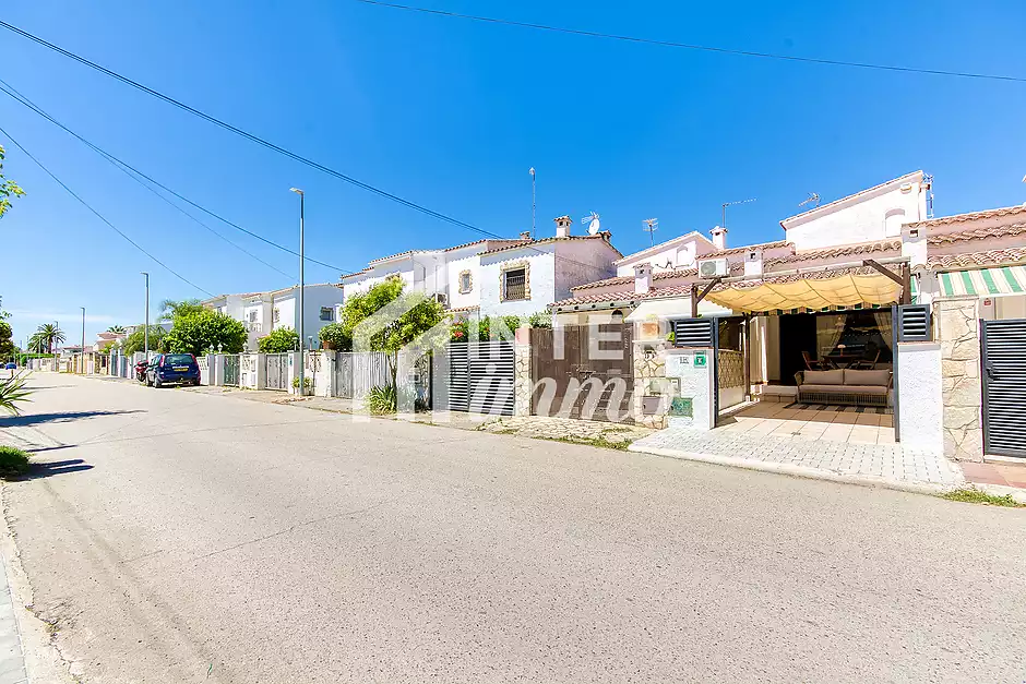 BONICA CASA A EBRE EMPURIABRAVA - foto 4 de 31