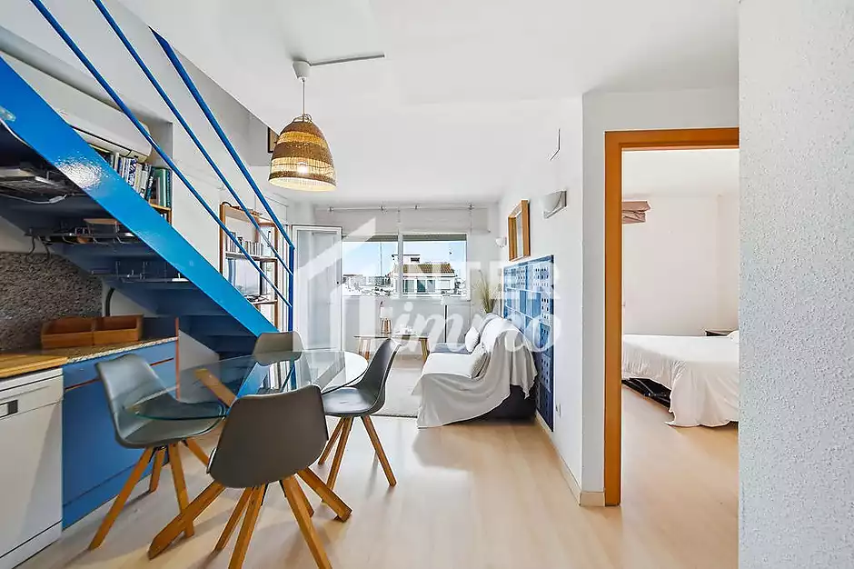 Àtic de 61 m², amb 60 m² de terrasses-so, LLICÉNCIA TURISTIC. - foto 11 de 51
