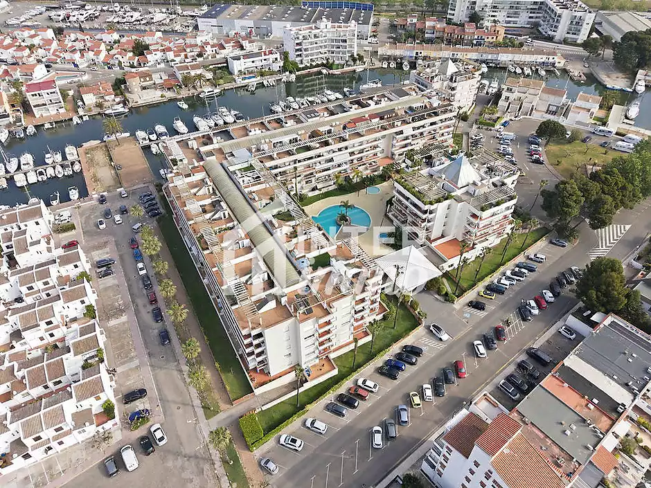 Àtic de 61 m², amb 60 m² de terrasses-so, LLICÉNCIA TURISTIC. - foto 15 de 51