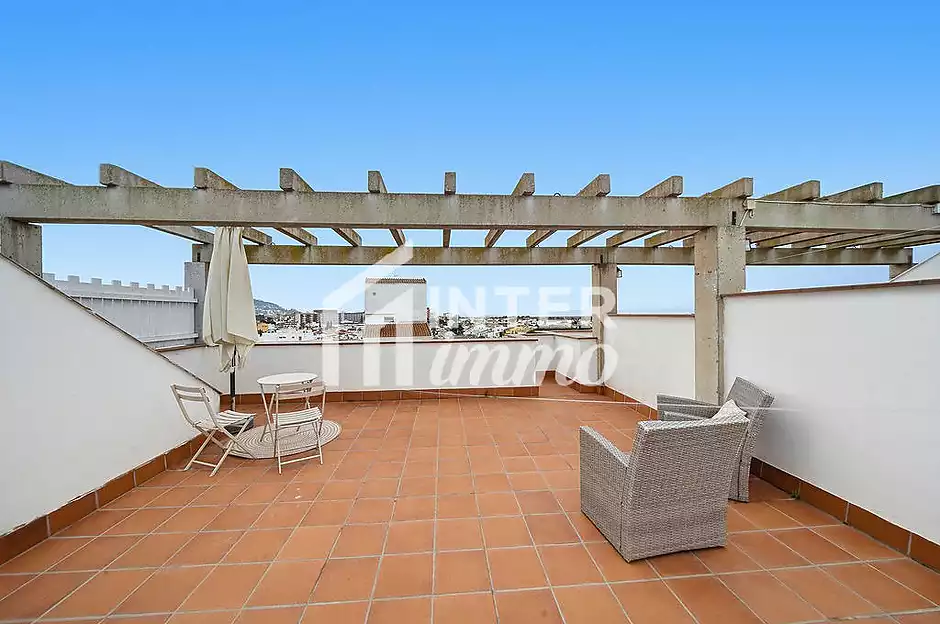 Àtic de 61 m², amb 60 m² de terrasses-so, LLICÉNCIA TURISTIC. - foto 29 de 51