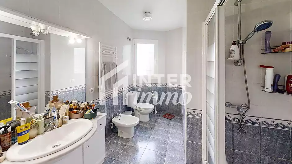Pis de 3 habitacions amb estima comunitari - foto 11 de 21