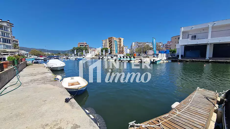 Pis de 3 habitacions amb estima comunitari - foto 19 de 21