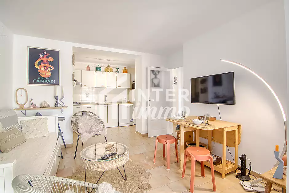 Bright 2-bedroom apartment near the beach in Roses – Riera de la Cuana area - photo 7 of 22