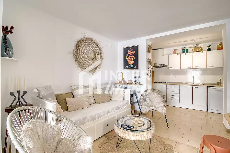 Bright 2-bedroom apartment near the beach in Roses – Riera de la Cuana area - photo 9 of 22