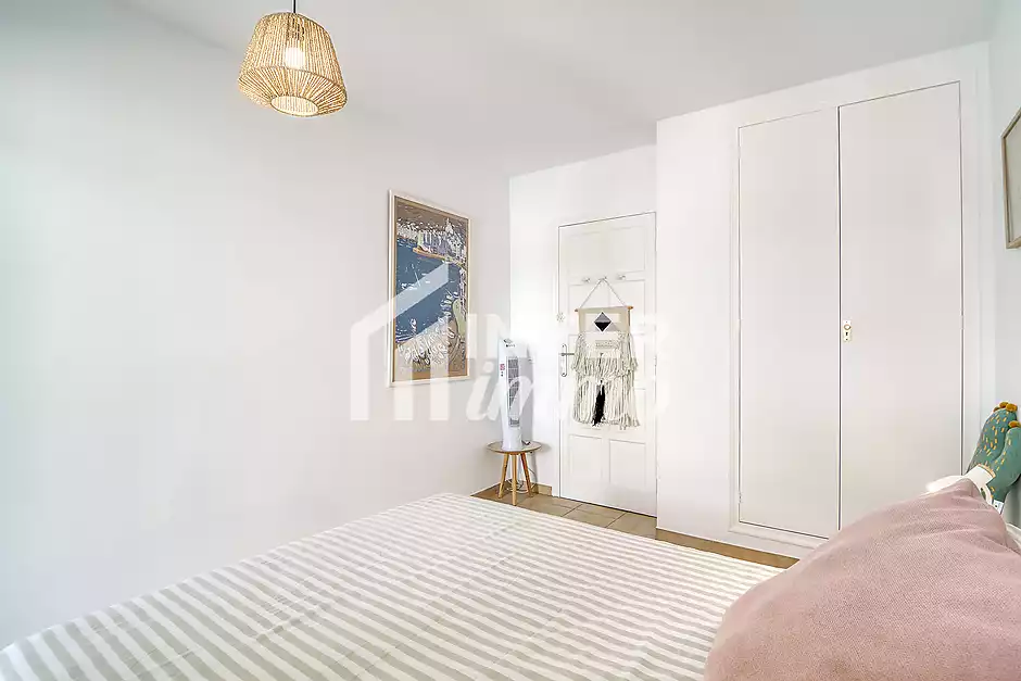 Bright 2-bedroom apartment near the beach in Roses – Riera de la Cuana area - photo 13 of 22