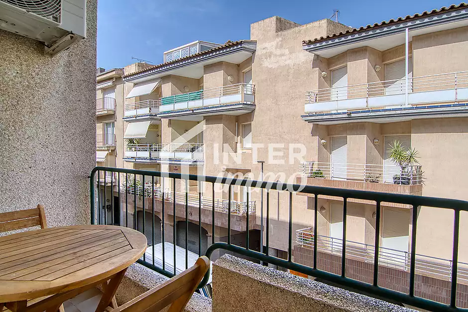 Bright 2-bedroom apartment near the beach in Roses – Riera de la Cuana area - photo 18 of 22