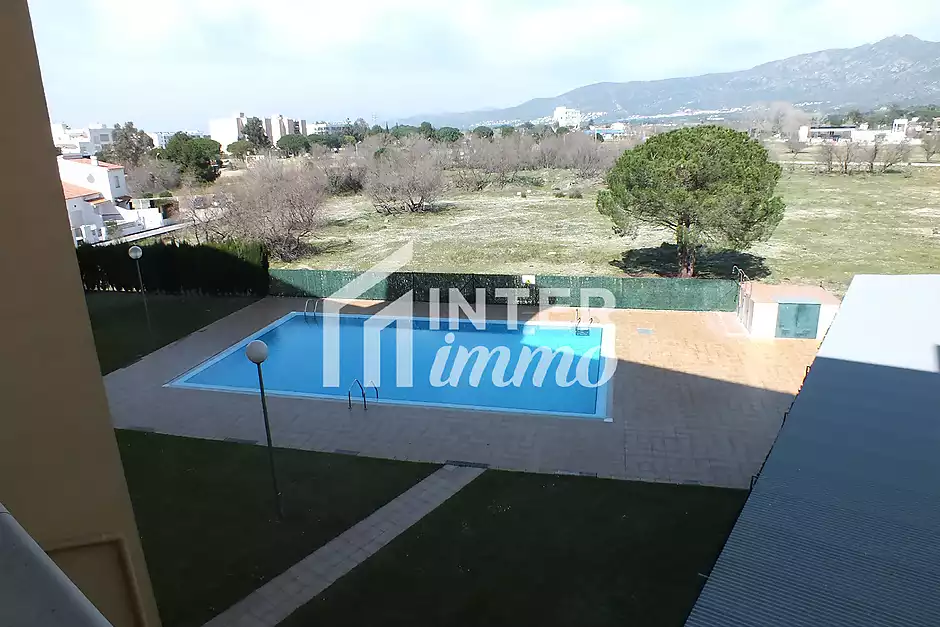 Apartamento soleado con terraza y plaza de aparcamiento en Santa Margarita. - foto 4 de 14