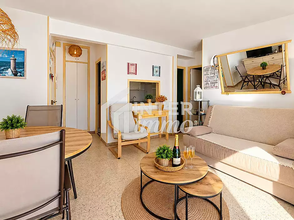 The Mediterranean as far as the eye can see... and a dream investment! - photo 14 of 30