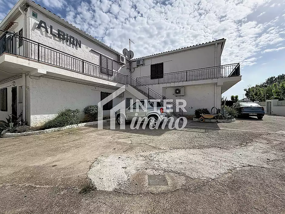3-room apartment with tourist license - photo 2 of 24