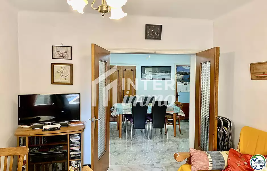 Apartament a prop de mar al centre de Roses - foto 2 de 13