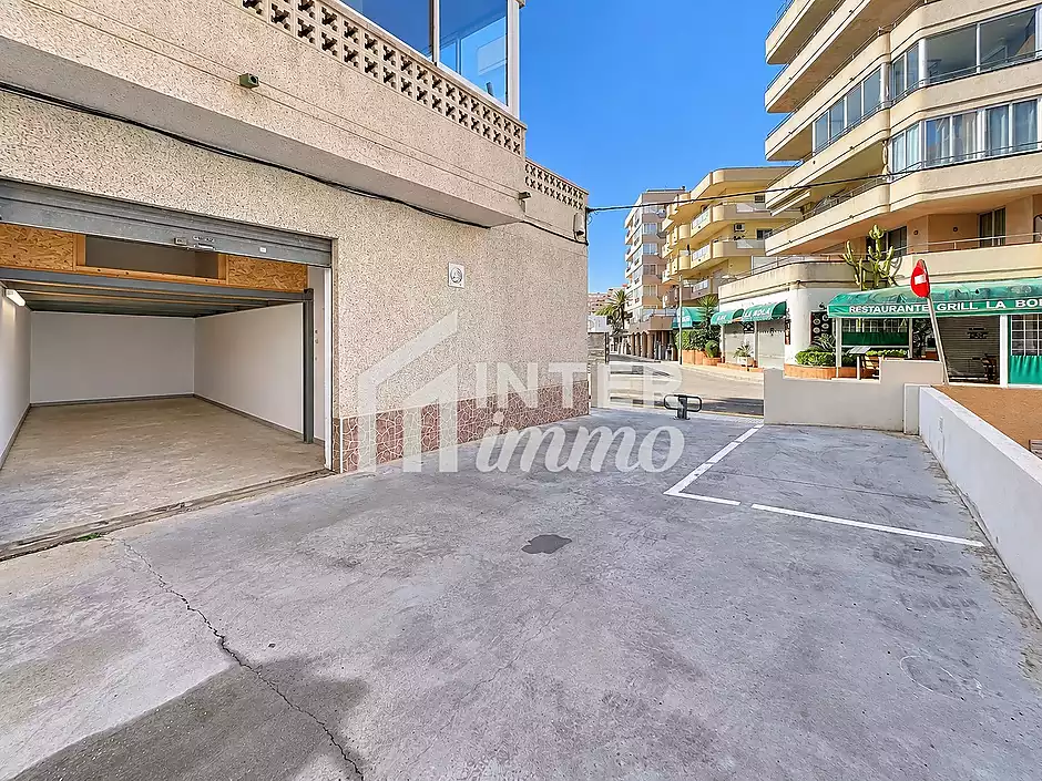 25 m² garage for sale in Santa Margarita, close to the beach - photo 3 of 11