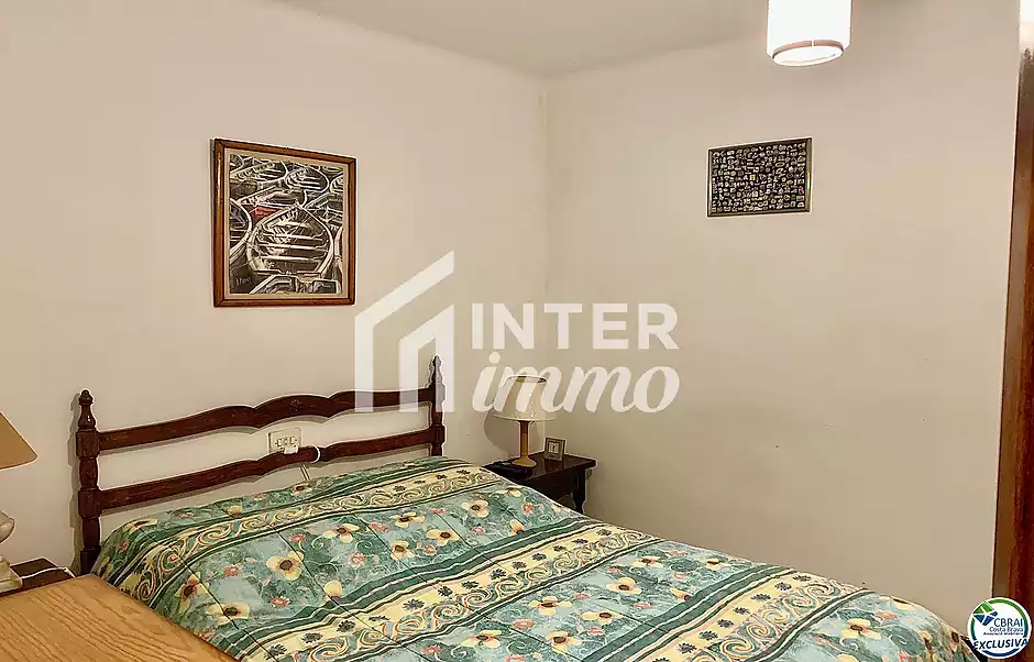 Apartament a prop de mar al centre de Roses - foto 8 de 13