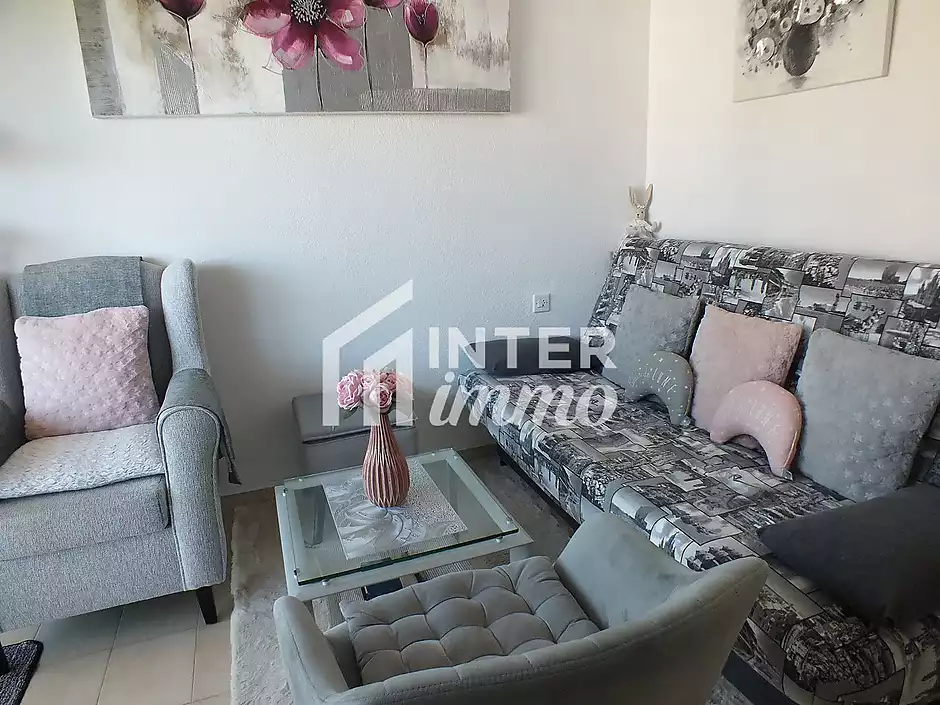 Bonic apartament amb pàrquing privat - foto 8 de 18