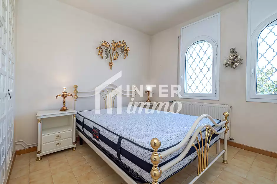 Magnificent fisherman's house with mooring and pool - photo 9 of 38