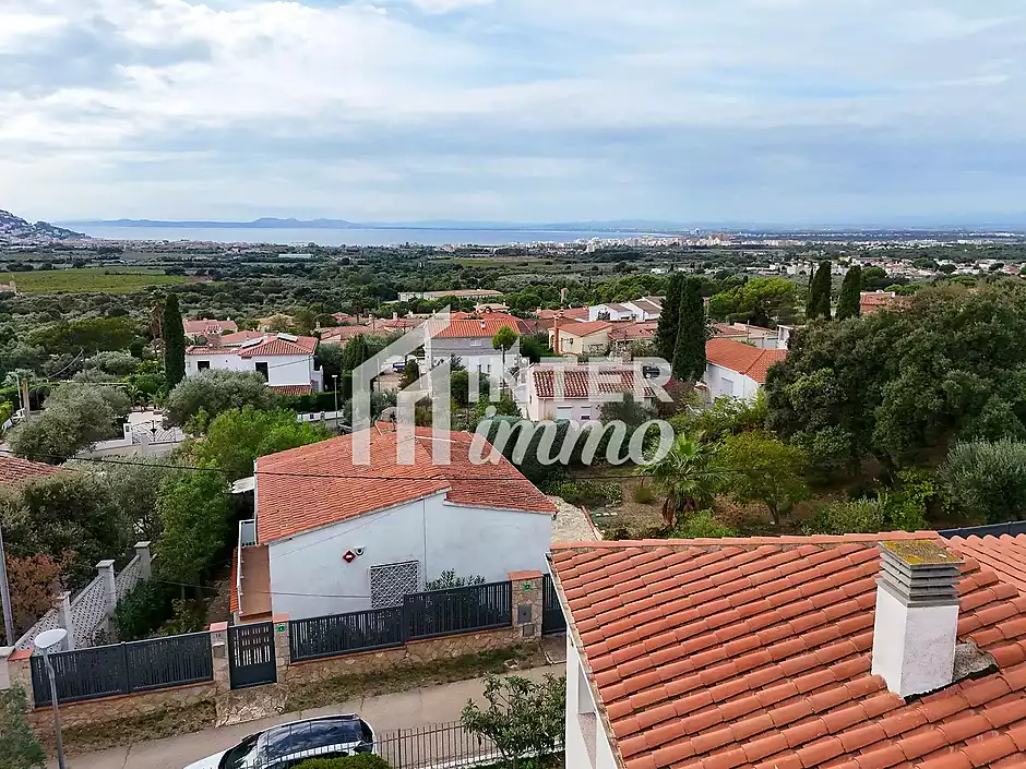 Beautiful house with sea view in Mas Fumats &ndash; Roses - photo 42 of 43